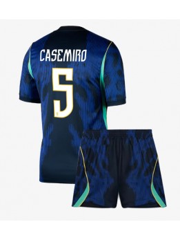 Brasilien Casemiro #5 Replika Borta Kläder Barn VM 2026 Kortärmad (+ byxor)